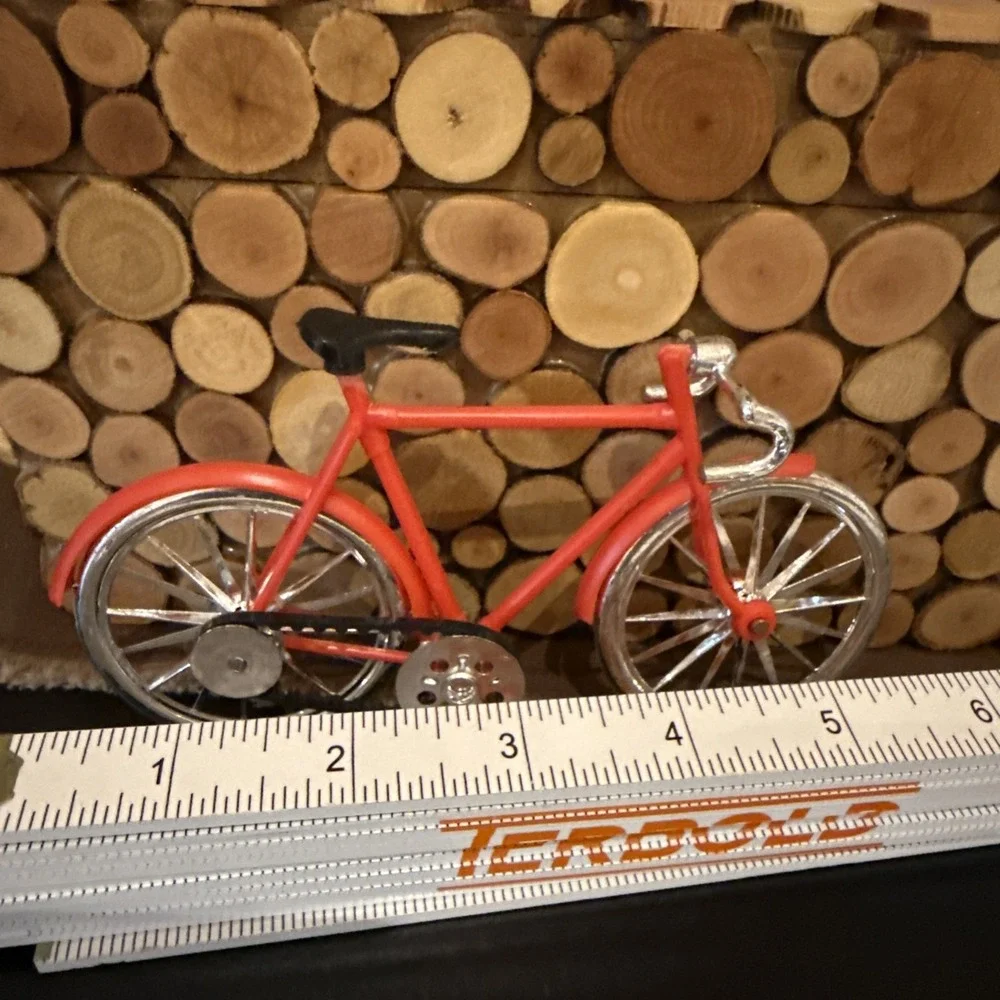 Vintage Miniature‎ Plastic Cake Topper Bicycle Red Plastic Cruiser Pedals Turn